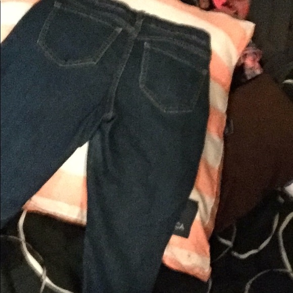 Old Navy jeans - Picture 3 of 5